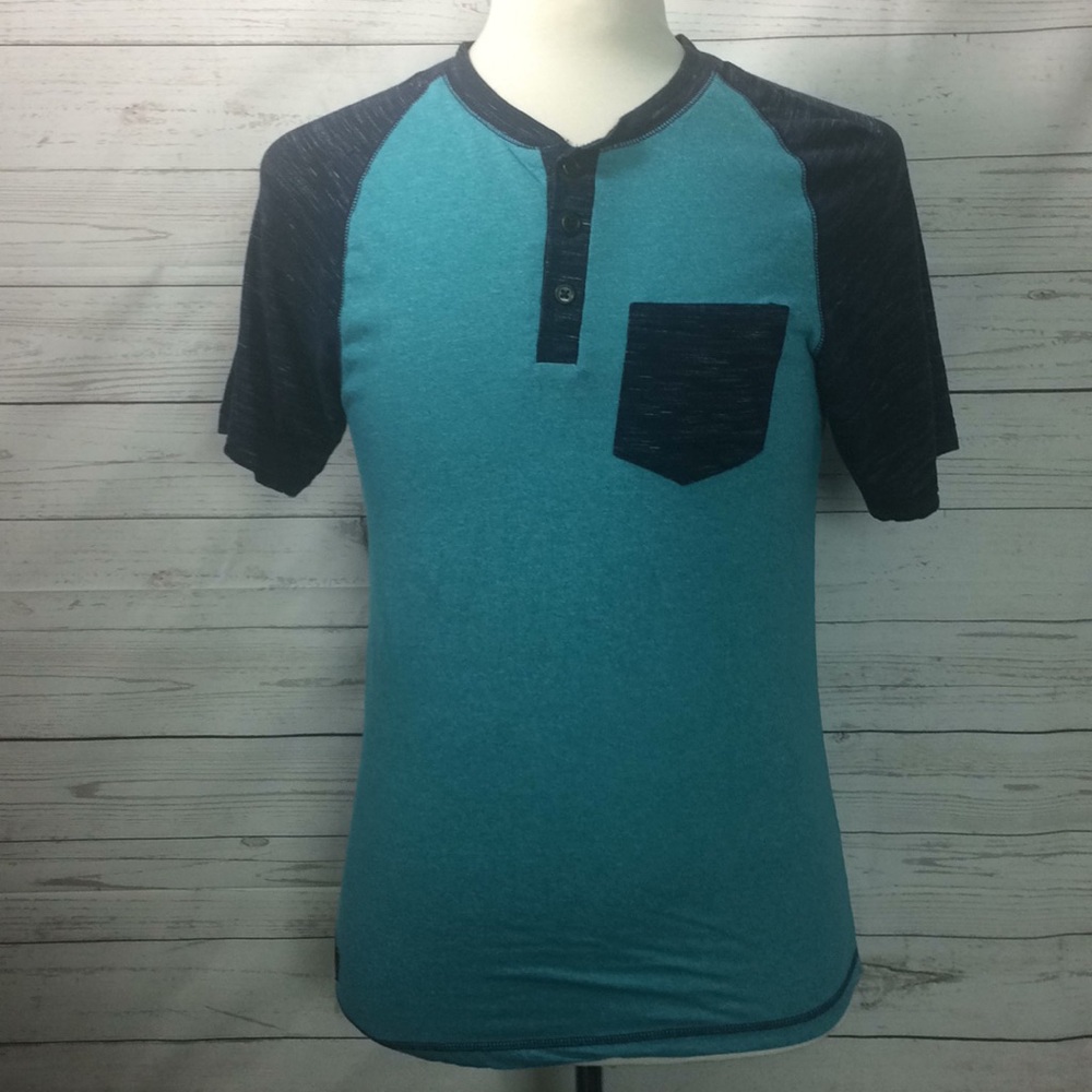 Distortion Men’s Small Blue/Turquoise T-Shirt